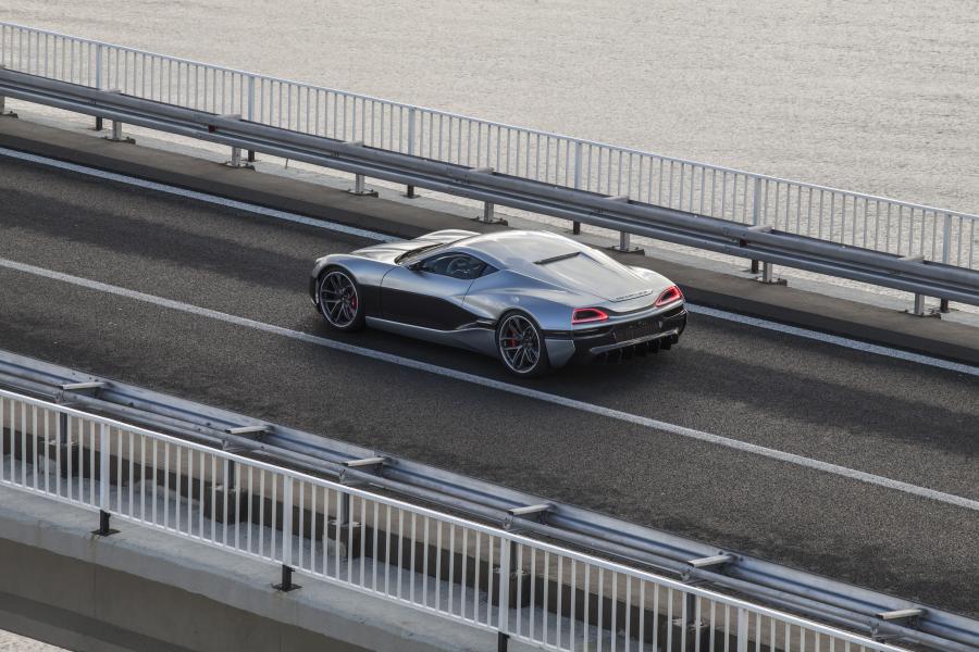  Rimac Concept_One 2016 года  (фото 8 из 38)